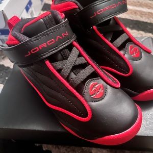 Jordan pro strong sneaker brand new. Boys